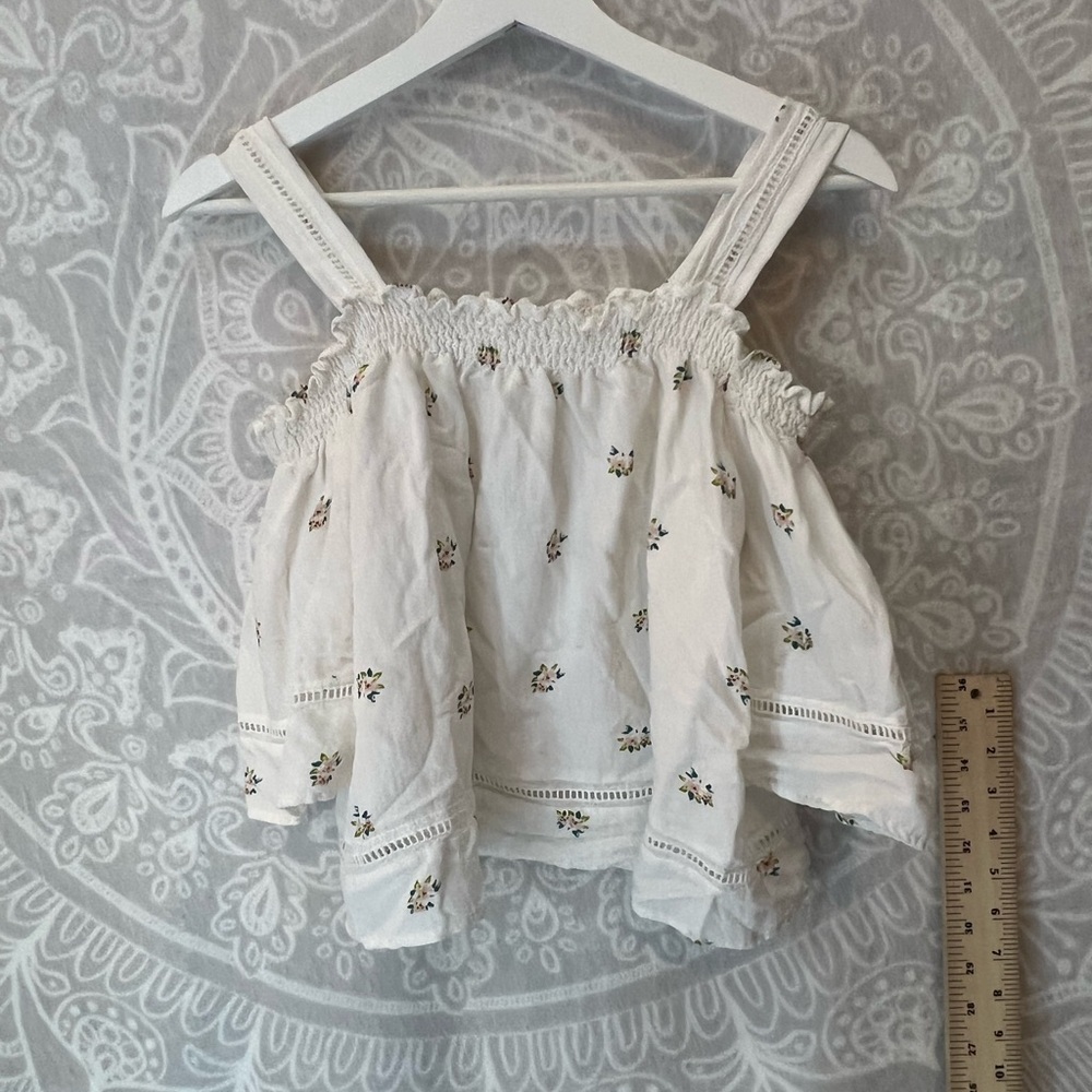 ADORABLE COTTAGE CORE SOFT GIRL TOP CUTOUT COLD SHOULDER OFF WHITE FLORAL - Picture 2 of 7